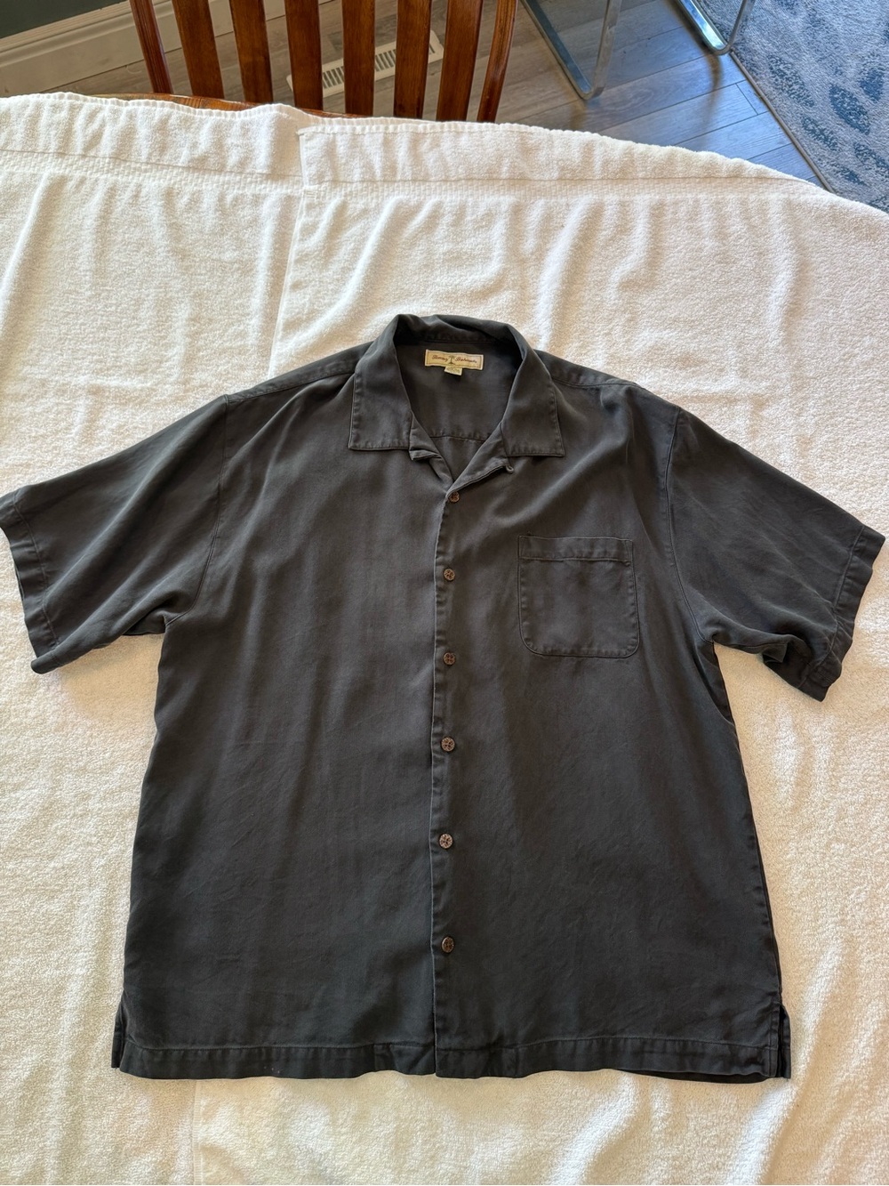 Tommy Bahama Embridered Flamingo If Looks Could Grill button up shirt. - Picture 2 of 6